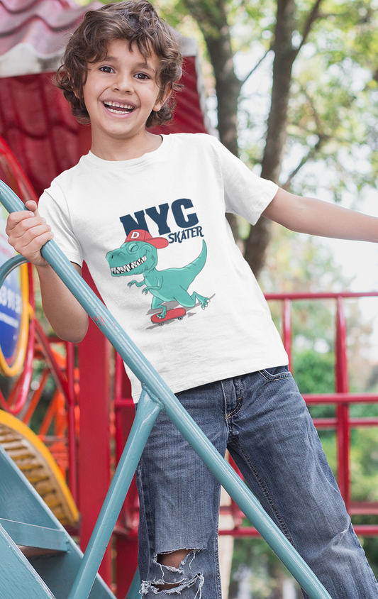Erkek Çocuk NYC Skater Dinozor Baskılı Kısa Kollu Tişört – %100 Pamuk Süprem Kumaş